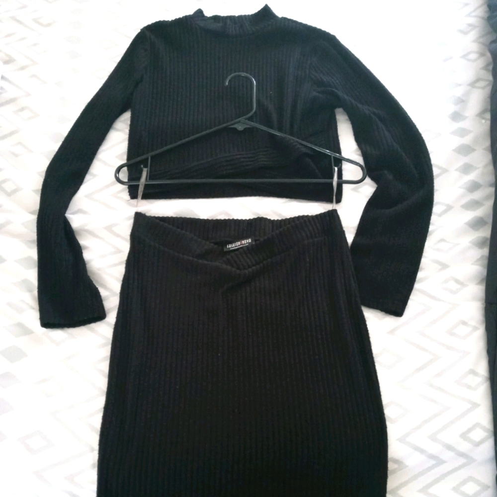 Skirt and crop top set